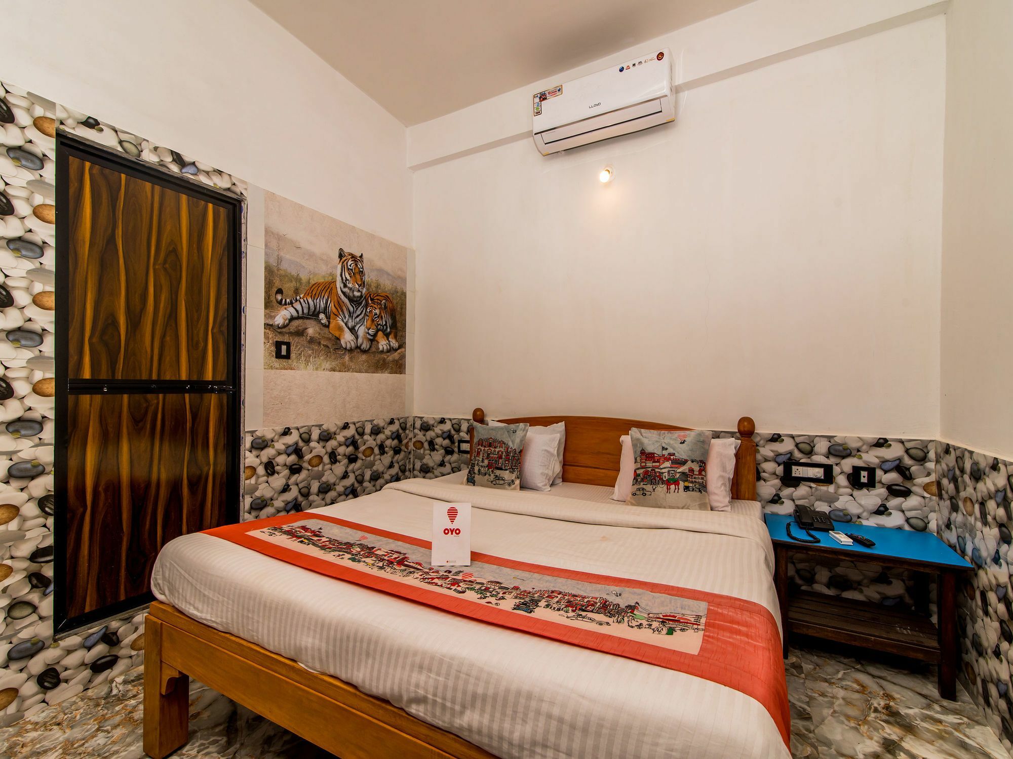 Oyo 10809 Hotel Tushar Inn Baga Exterior photo